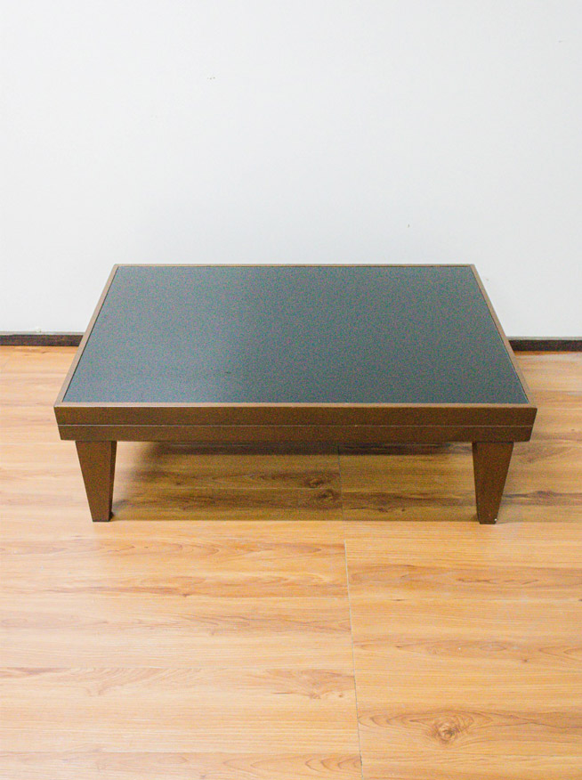 Mesa de Centro com Tampo Espelhado