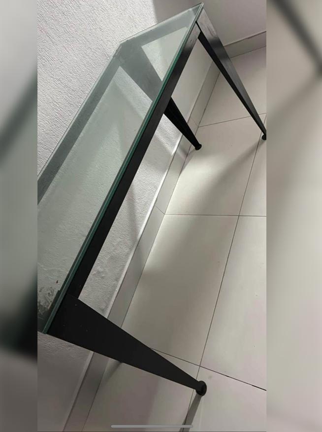 Aparador de Vidro Preto