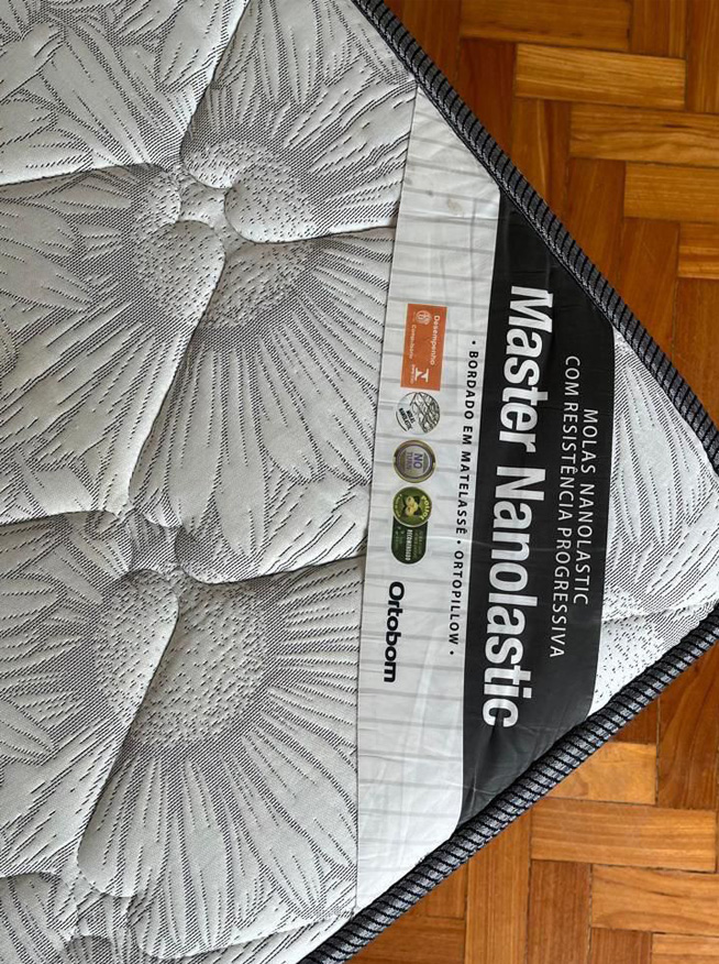 Cama de Solteiro com Base e Colchão